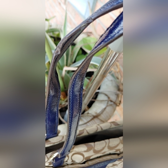 NEW AUTHENTIC COACH TOTE BAG JACQUARD SIGNATURE C WITH BLUE PATENT LEATHER TRIM - Picture 7 of 16